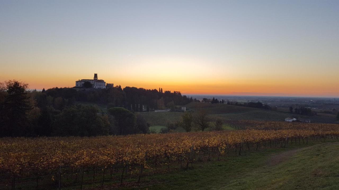 Pie Castello Bed & Breakfast Susegana Eksteriør bilde